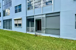 12600 SW 5th Ct, Pembroke Pines, FL 33027 - Photo 21