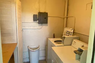 850 SW 9th Ave, Hallandale Beach, FL 33009 - Photo 9