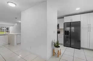 2830 SW 13th St, Delray Beach, FL 33445 - Photo 3