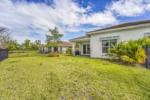 19515 Weathervane Way, The Acreage, FL 33470 - Photo 9