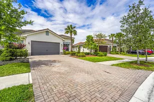 19515 Weathervane Way, The Acreage, FL 33470 - Photo 3