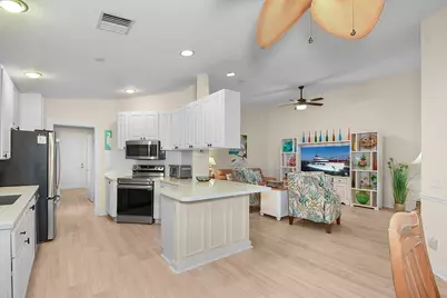 8557 SE Retreat Drive, Hobe Sound, FL 33455 - Photo 5
