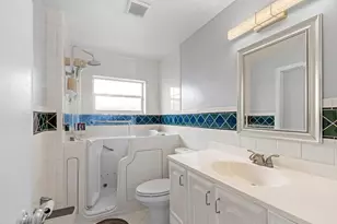 328 Hastings St, Boca Raton, FL 33487 - Photo 15