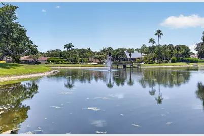 10884 Lake Front Place, Boca Raton, FL 33498 - Photo 3