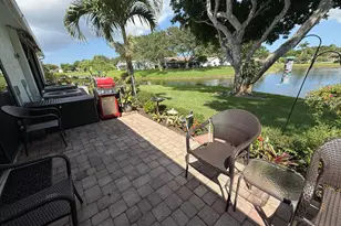 10884 Lake Front Pl, Boca Raton, FL 33498 - Photo 57