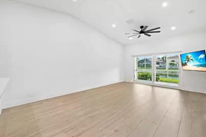 10352 Mateo Court, Boca Raton, FL 33498 - Photo 13