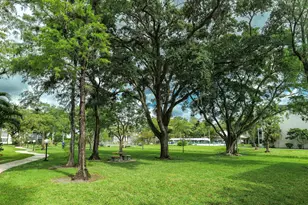 4851 NW 26th Ct, Lauderdale Lakes, FL 33313 - Photo 25