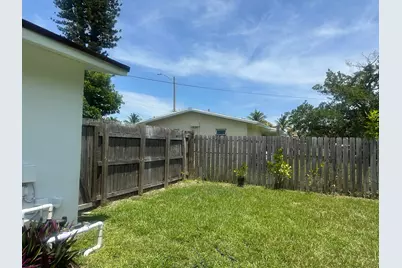 1320 NW 19th Street, Fort Lauderdale, FL 33311 - Photo 25