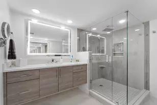5280 N Ocean Dr, Singer Island, FL 33404 - Photo 31