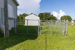 1221 Chobee St, Okeechobee, FL 34974 - Photo 9