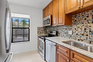 1431 SE Berwick Ct, Port Saint Lucie, FL 34952 - Photo 5