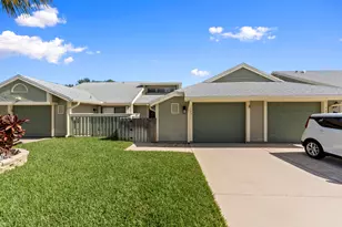 1431 SE Berwick Ct, Port Saint Lucie, FL 34952 - Photo 3
