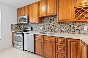 1431 SE Berwick Ct, Port Saint Lucie, FL 34952 - Photo 3