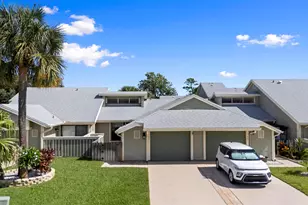 1431 SE Berwick Ct, Port Saint Lucie, FL 34952 - Photo 1