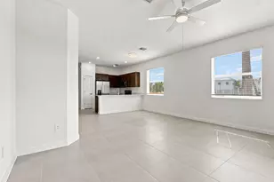 147 Lakeside Lndg Ct, Royal Palm Beach, FL 33411 - Photo 9