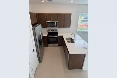 147 Lakeside Landing Court, Royal Palm Beach, FL 33411 - Photo 5