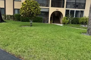 409 Pine Glen Ln, Greenacres, FL 33463 - Photo 37