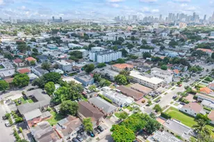 2033 SW 5th St, Miami, FL 33135 - Photo 9