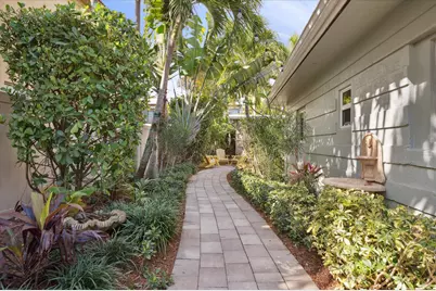 1123 NE 14th Avenue #1, Fort Lauderdale, FL 33304 - Photo 3
