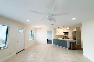 825 Dogwood Dr, Delray Beach, FL 33483 - Photo 9
