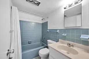 199 SW 15th St, Boca Raton, FL 33432 - Photo 15