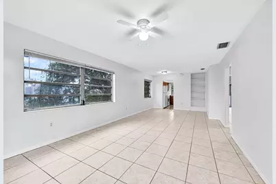 199 SW 15th Street #3, Boca Raton, FL 33432 - Photo 3