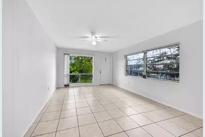 199 SW 15th Street #3, Boca Raton, FL 33432 - Photo 5