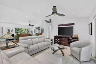 19747 Boca Greens Dr, Boca Raton, FL 33498 - Photo 13