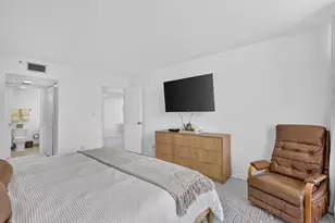 7835 Lakeside Blvd, Boca Raton, FL 33434 - Photo 15