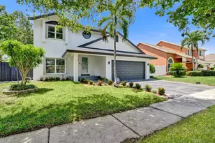 9740 SW 14th St, Pembroke Pines, FL 33025 - Photo 1