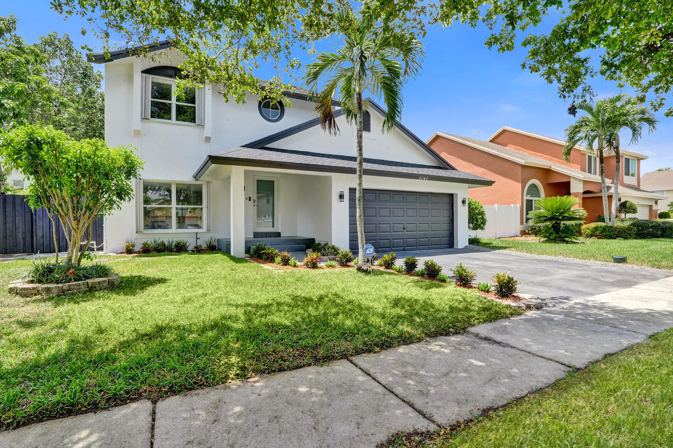 9740 SW 14th St - 9740 SW 14th St, Pembroke Pines, FL 33025 Luxury Property | Jose Angel Pina
