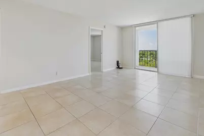 1800 N Andrews Avenue N #12G, Fort Lauderdale, FL 33311 - Photo 9