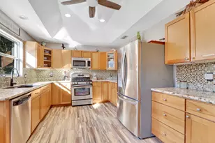 5140 Laird Ln, Jupiter, FL 33458 - Photo 13