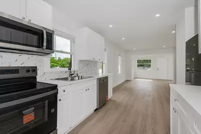 546 NW 5th Avenue, Homestead, FL 33030 - Photo 13