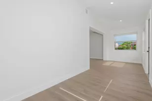 546 NW 5th Ave, Homestead, FL 33030 - Photo 5