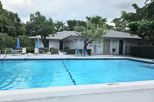 5860 NW 44th St, Lauderhill, FL 33319 - Photo 9