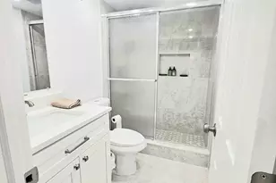 5860 NW 44th St, Lauderhill, FL 33319 - Photo 5