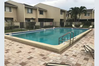 139 Sparrow Drive #3E, Royal Palm Beach, FL 33411 - Photo 7