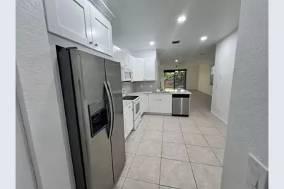 4150 Forest Drive, Weston, FL 33332 - Photo 3