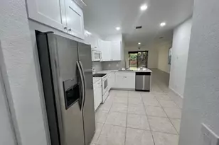 4150 Forest Dr, Weston, FL 33332 - Photo 3