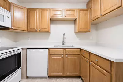 317 Woodland Road, Palm Springs, FL 33461 - Photo 9