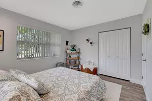 302 Venice Dr, Boynton Beach, FL 33426 - Photo 13