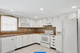 3056 Riverside Dr, Coral Springs, FL 33065 - Photo 7