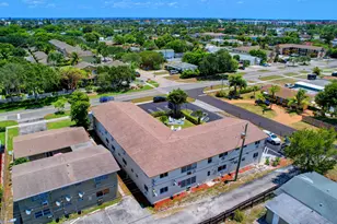 525 S Broadway, Lantana, FL 33462 - Photo 21