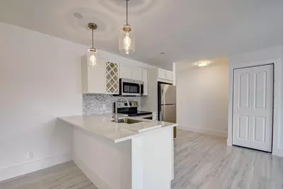525 S Broadway #J, Lantana, FL 33462 - Photo 5