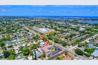 525 S Broadway #J, Lantana, FL 33462 - Photo 17