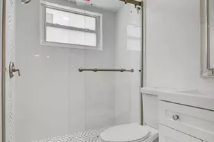 525 S Broadway, Lantana, FL 33462 - Photo 11