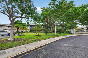 9474 S Belfort Cir, Tamarac, FL 33321 - Photo 31