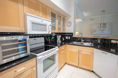 11790 Saint Andrews Place #303, Wellington, FL 33414 - Photo 5