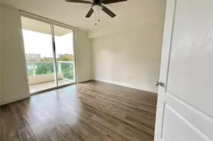 16900 N Bay Rd, Sunny Isles Beach, FL 33160 - Photo 5